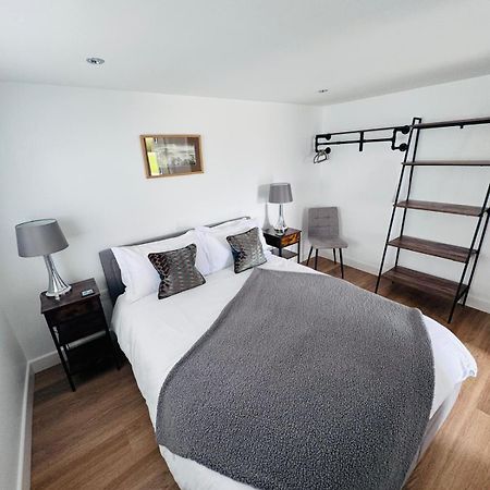 The West Wing Vila Devizes Exterior foto
